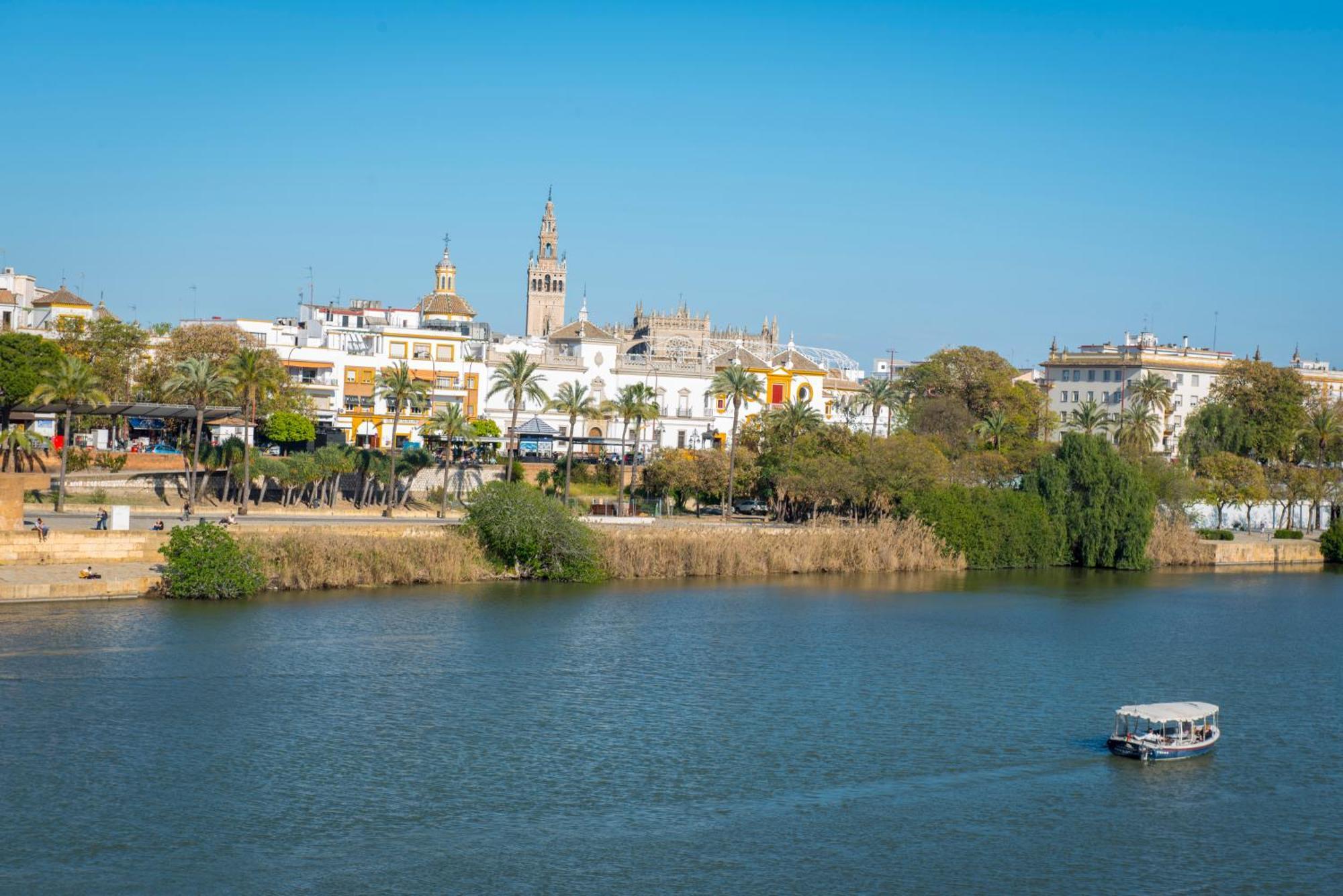 Apartamentos Luxury Puente De Triana Séville Extérieur photo