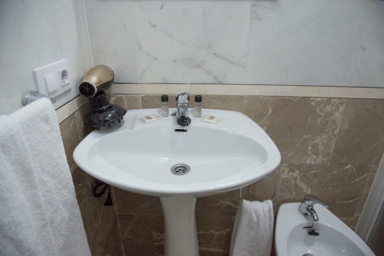 Apartamentos Luxury Puente De Triana Séville Extérieur photo